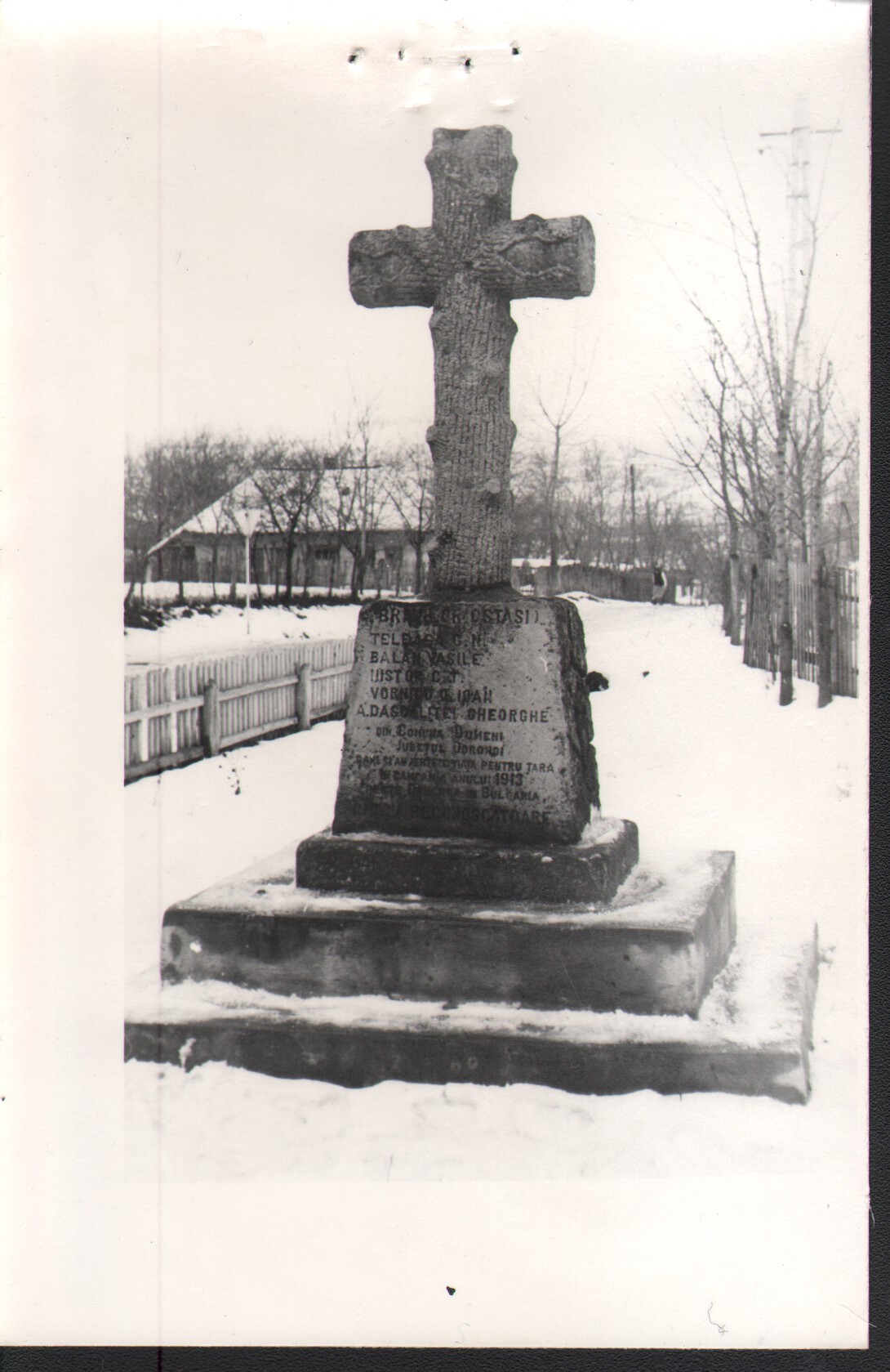 Monument al eroilor căzuți în Războiul de Independență și în Al Doilea Război Balcanic