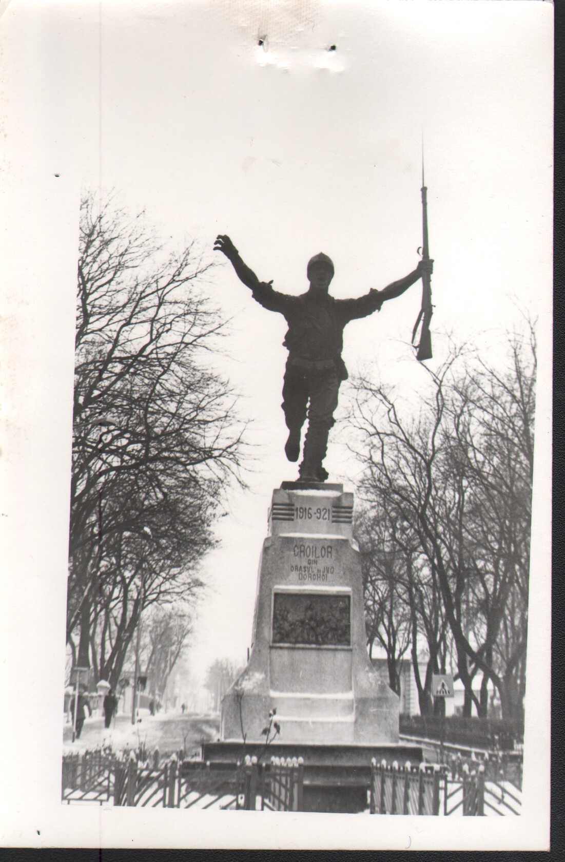 Monument al eroilor căzuţi în Primul Război Mondial
