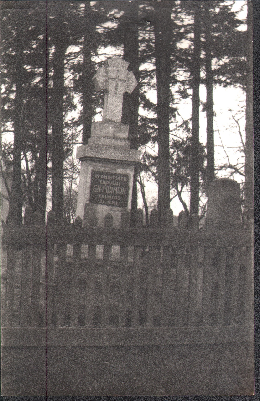 Monumentul eroului Gh. I. Damian