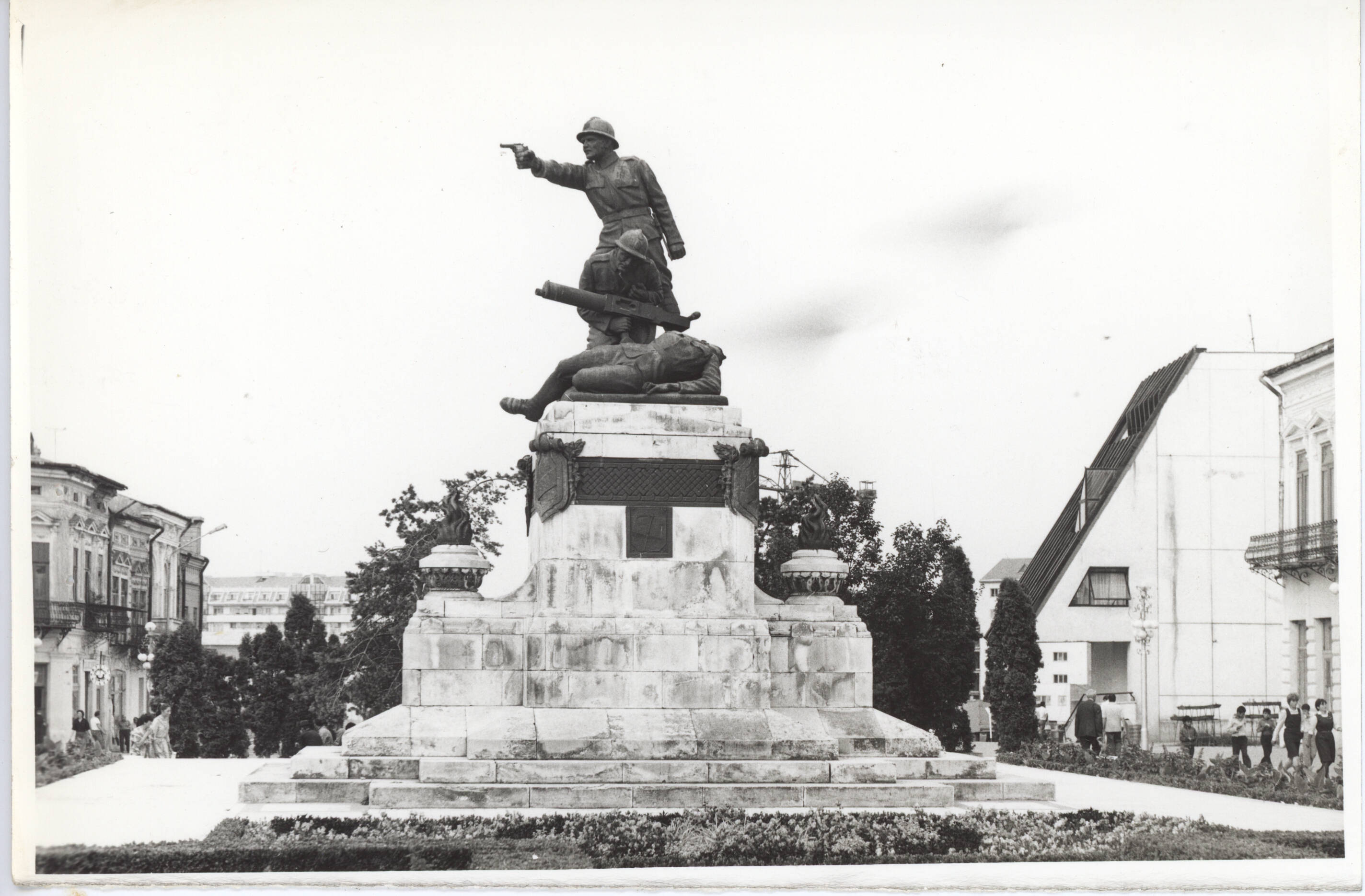 Monument al eroilor căzuţi în Primul Război Mondial