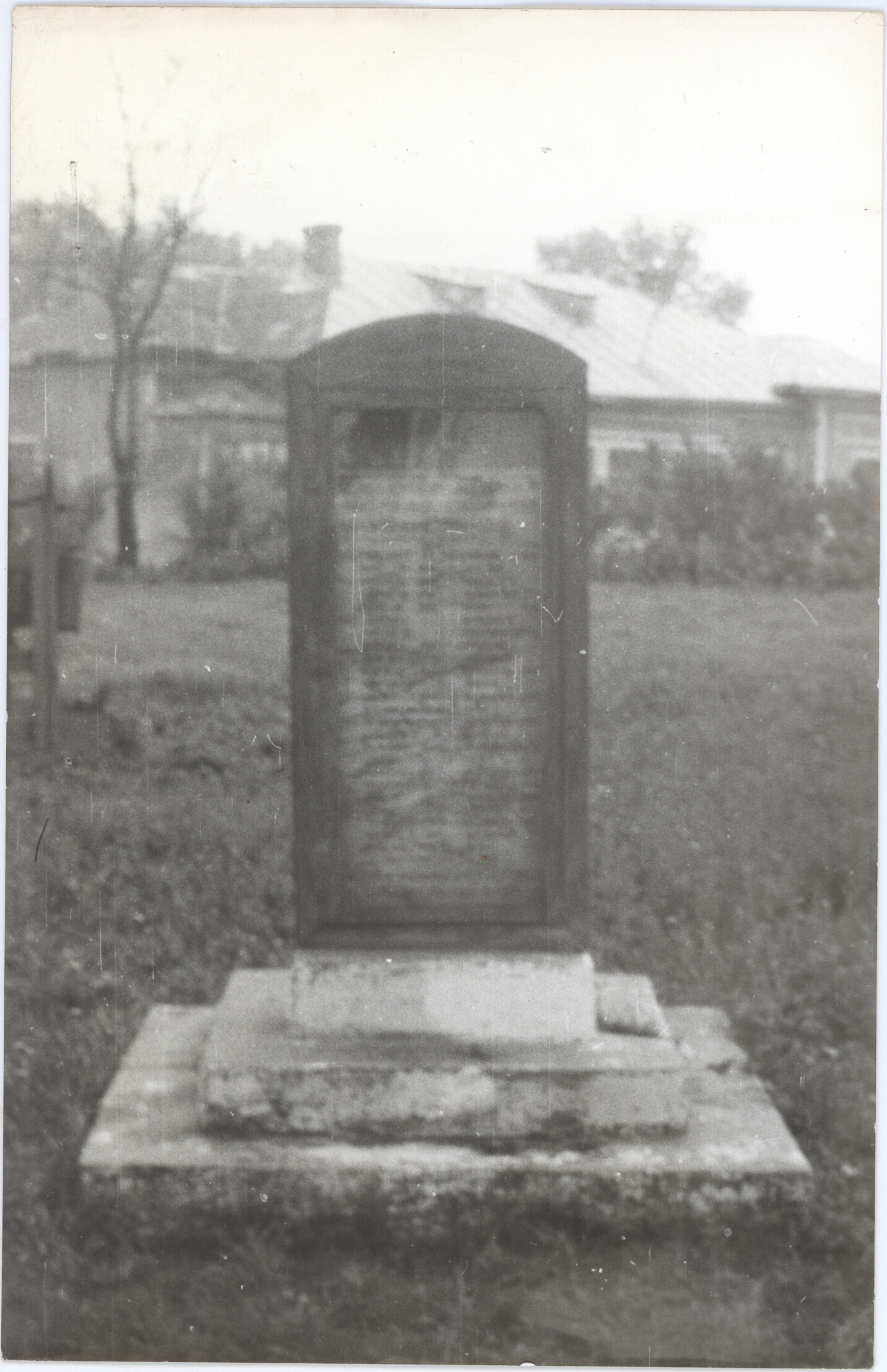 Monument al eroilor căzuţi în Primul Război Mondial