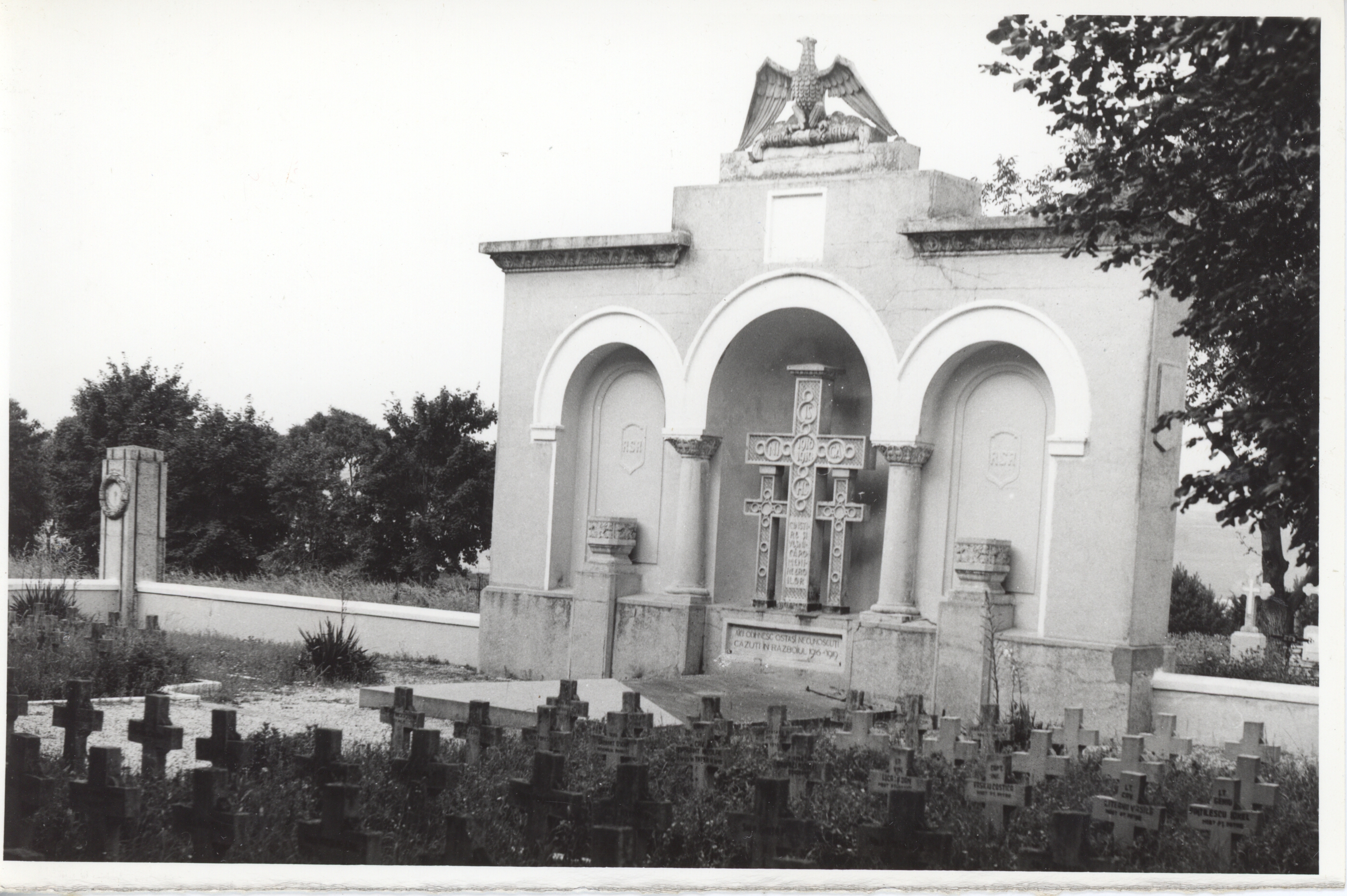 Cimitirul eroilor căzuţi în Primul Război Mondial
