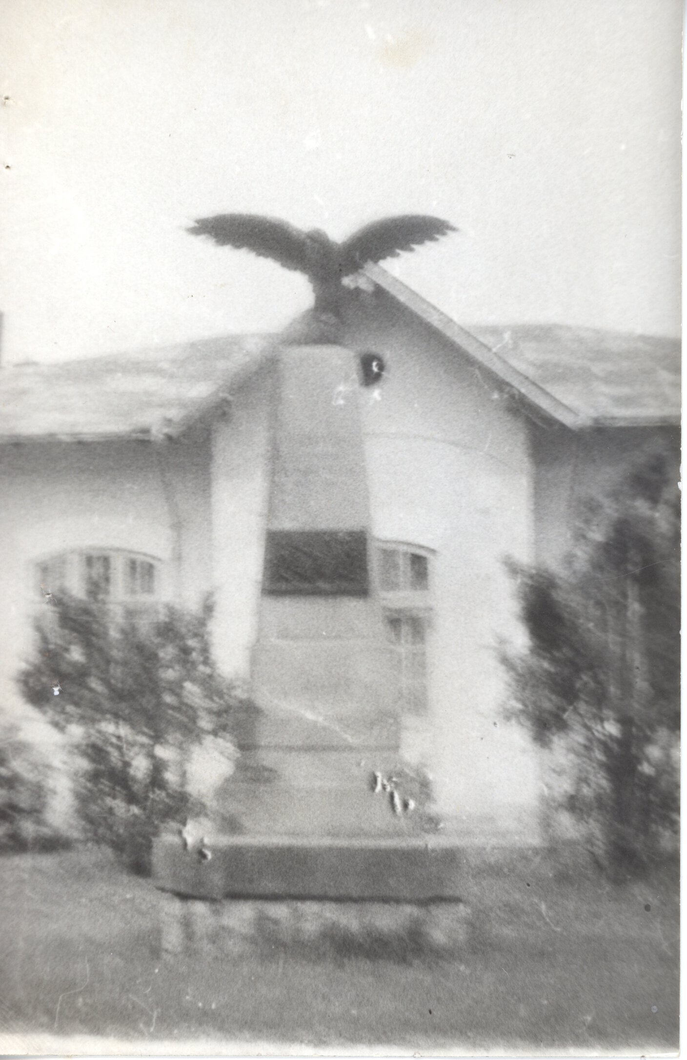 Monument al eroilor căzuţi în Războiul de Independenţă