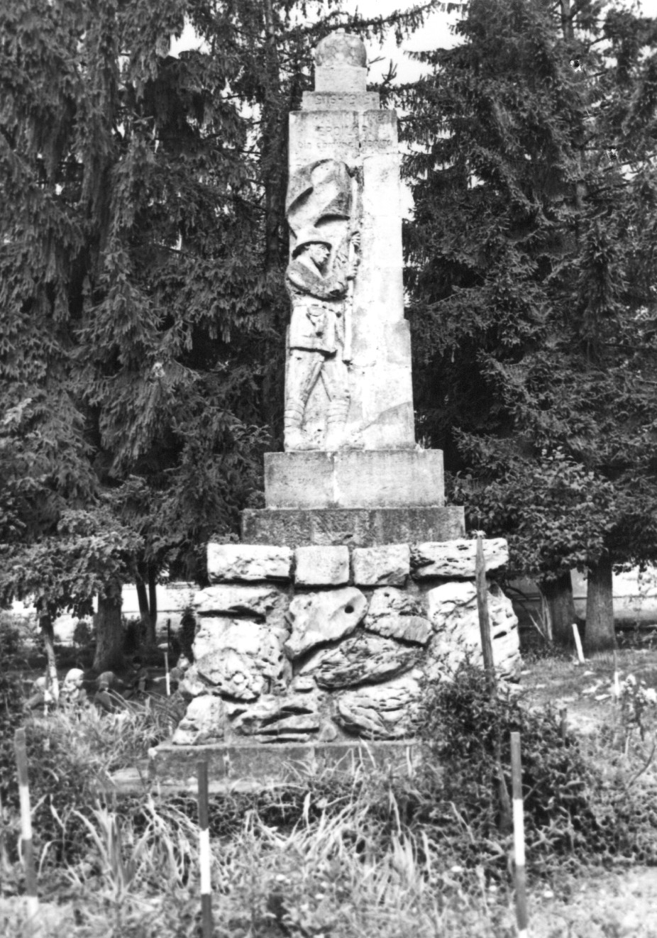 Monumentul eroilor