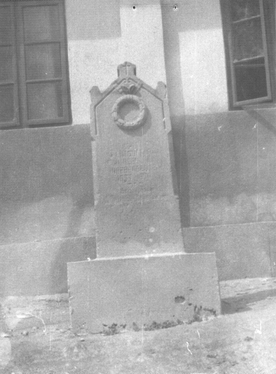 Monument al eroilor căzuți în Războiul de Independență