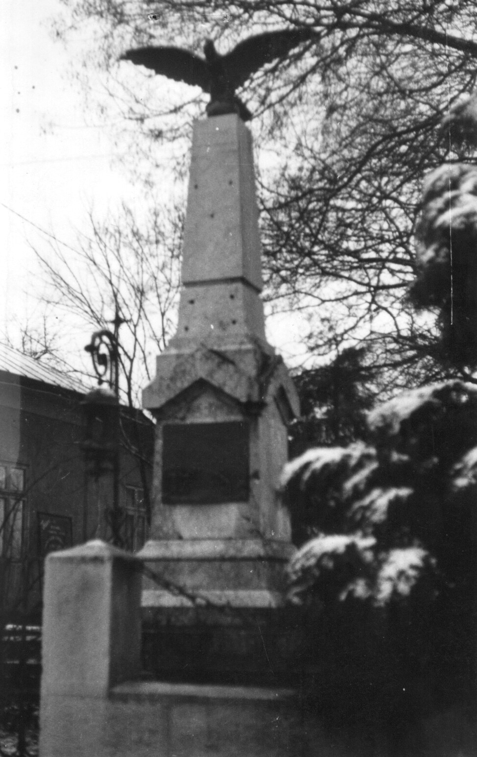 Monumentul eroilor 1916-1918