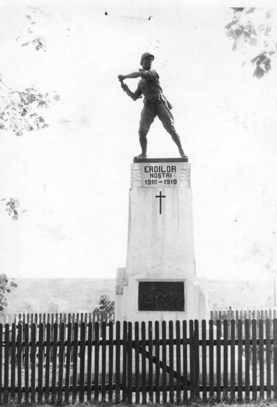 Monument al eroilor căzuţi în Primul Război Mondial