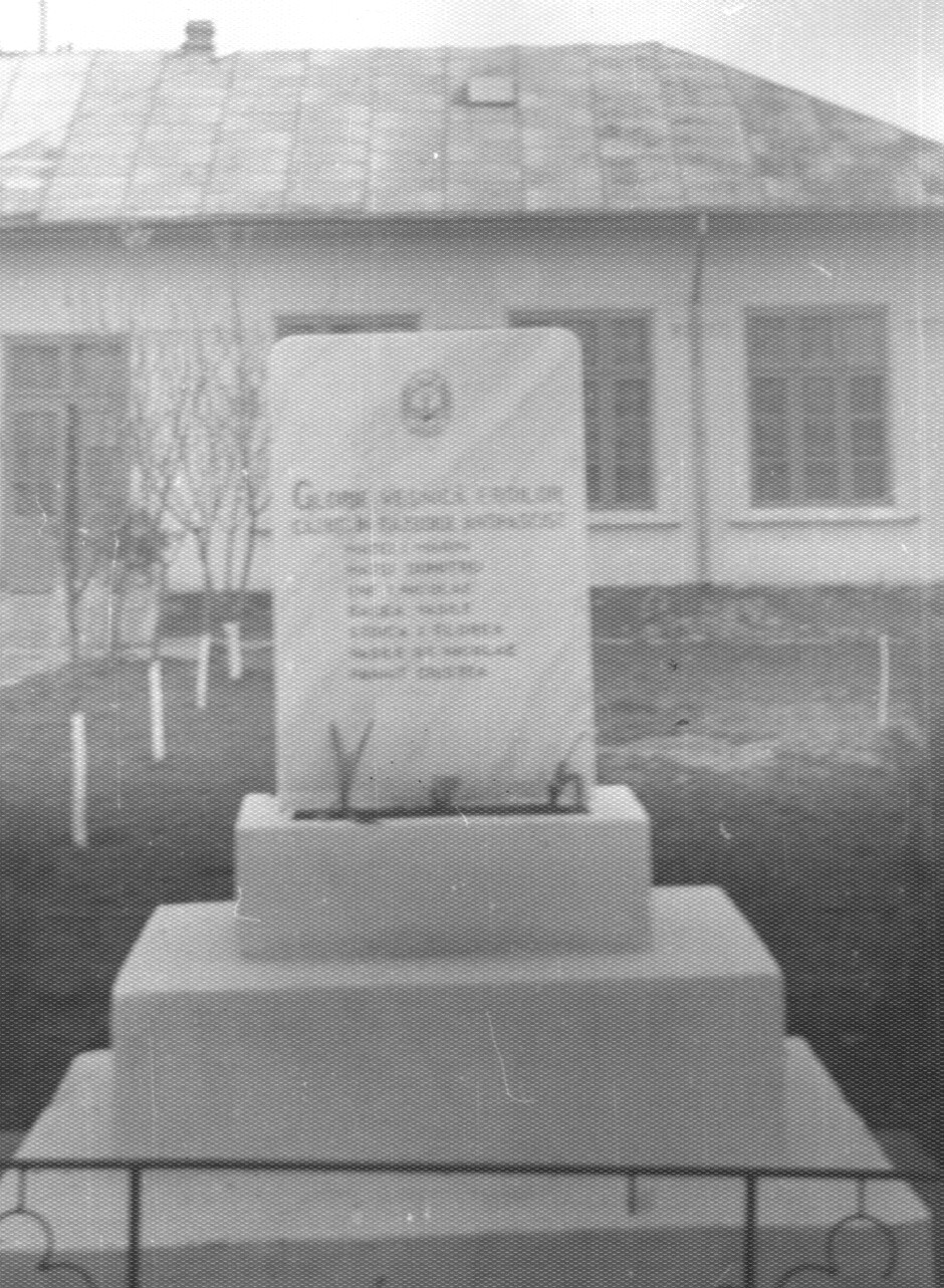 Monument al eroilor căzuți în Al Doilea Război Mondial
