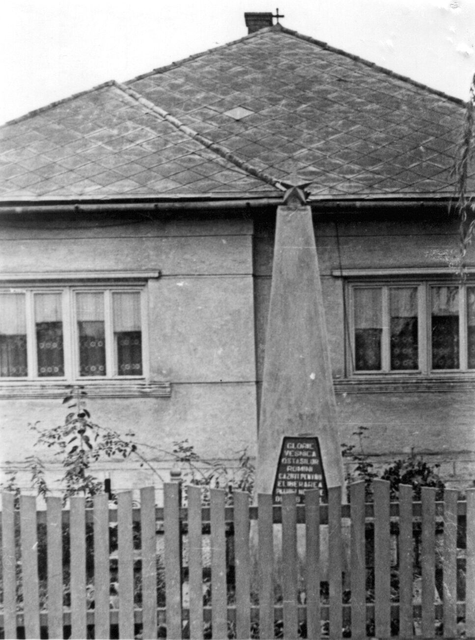 Monumentul eroilor