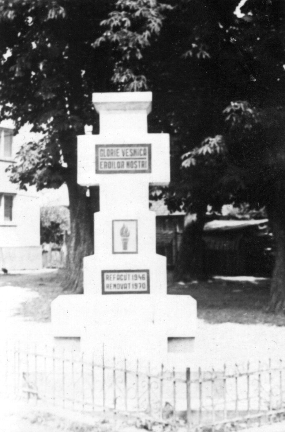 Monumentul eroilor din Primul Război Mondial