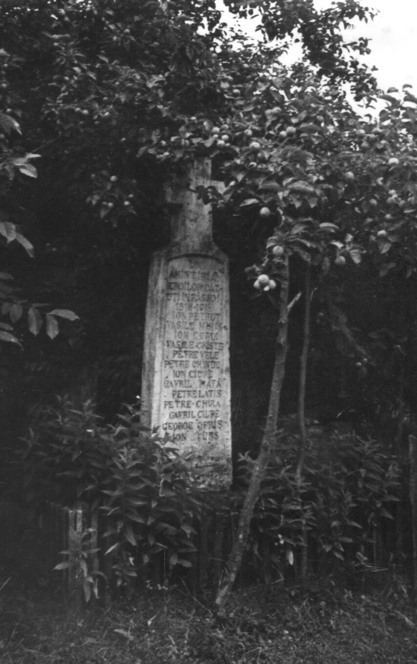Monument al eroilor căzuţi în Primul Război Mondial