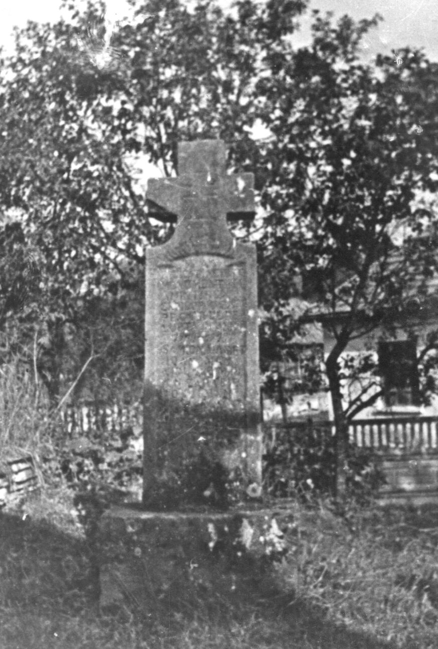 Monument al eroilor căzuţi în Primul Război Mondial