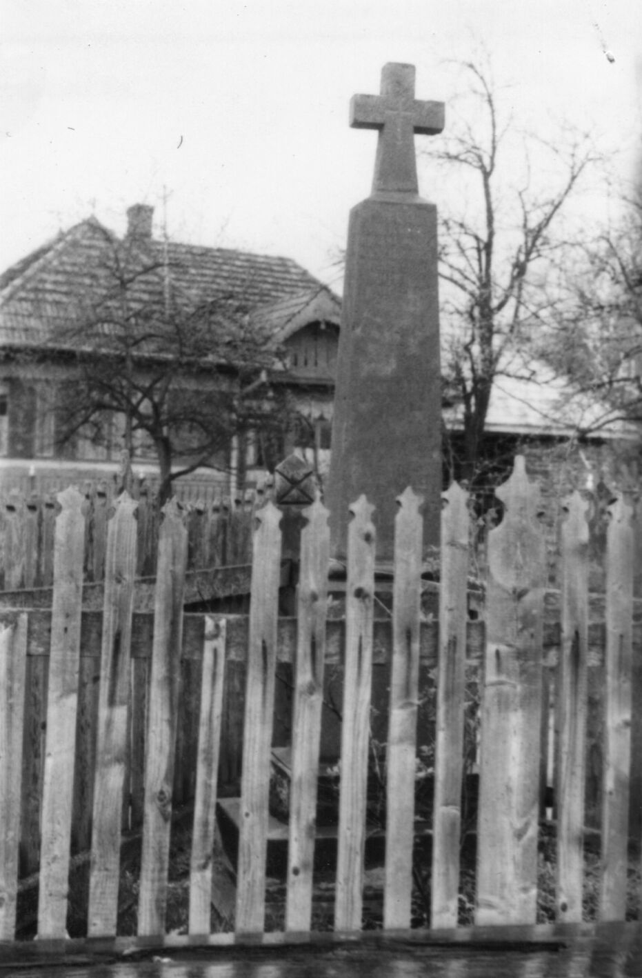 Monument al eroilor căzuţi în Primul Război Mondial