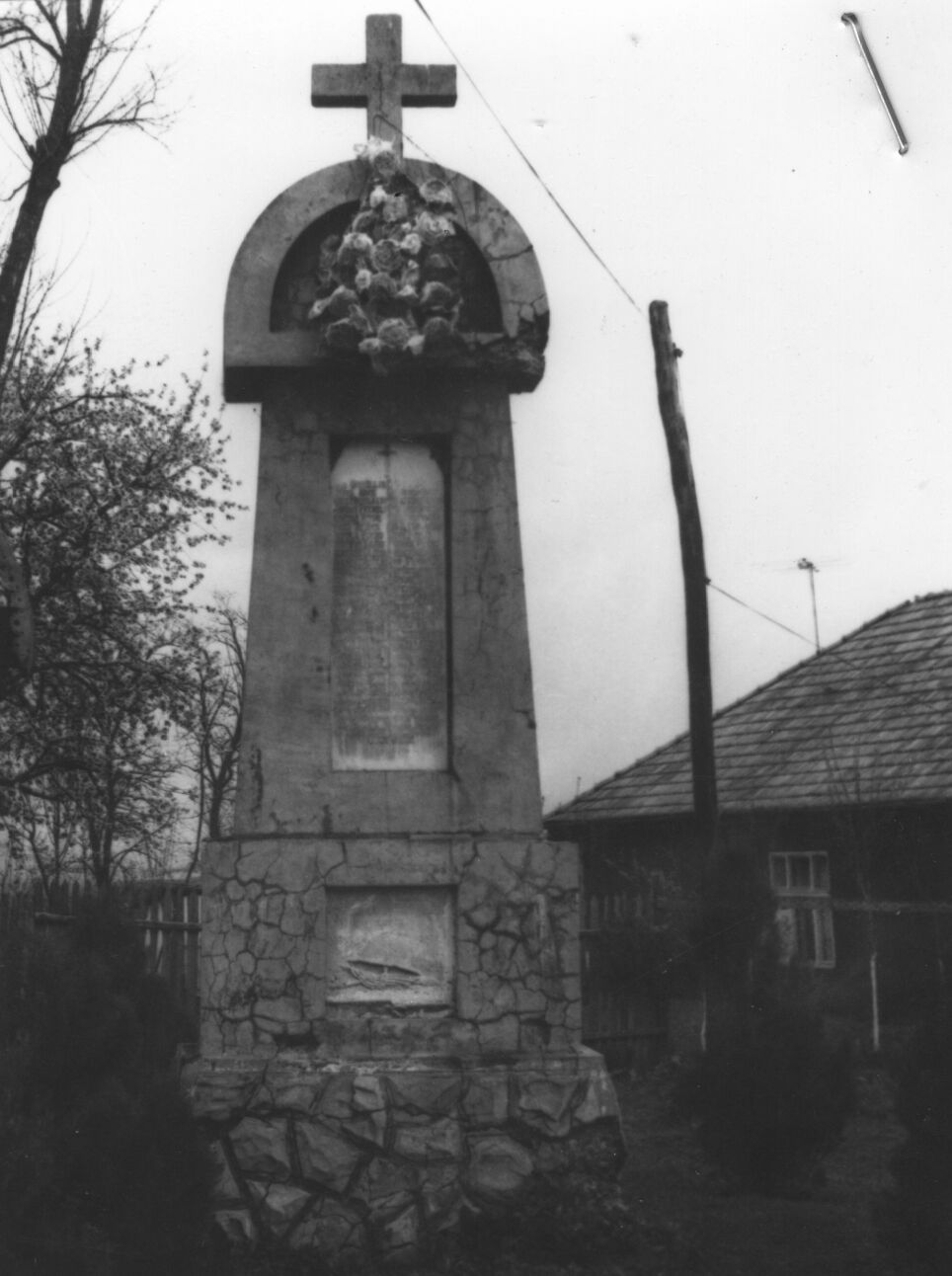 Monument al eroilor căzuţi în Primul Război Mondial