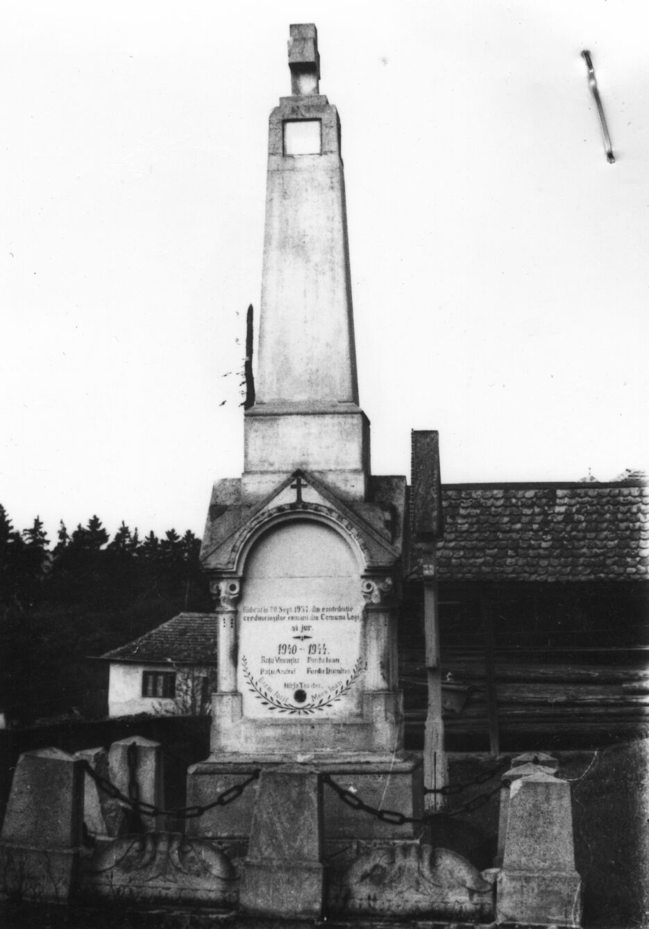 Monument al eroilor căzuţi în Primul Război Mondial