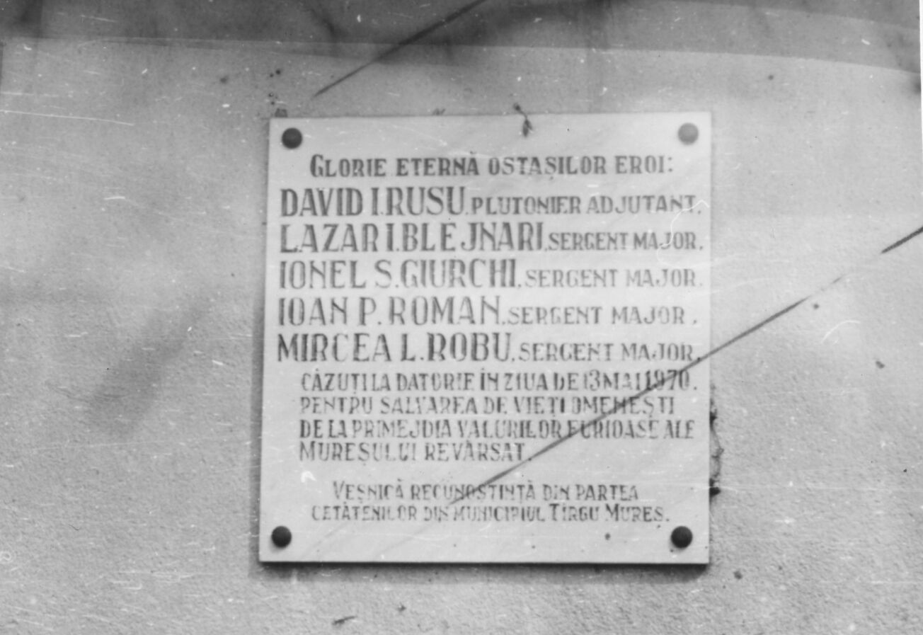 Monument al militarilor români căzuți la datorie în misiuni de salvare a civililor