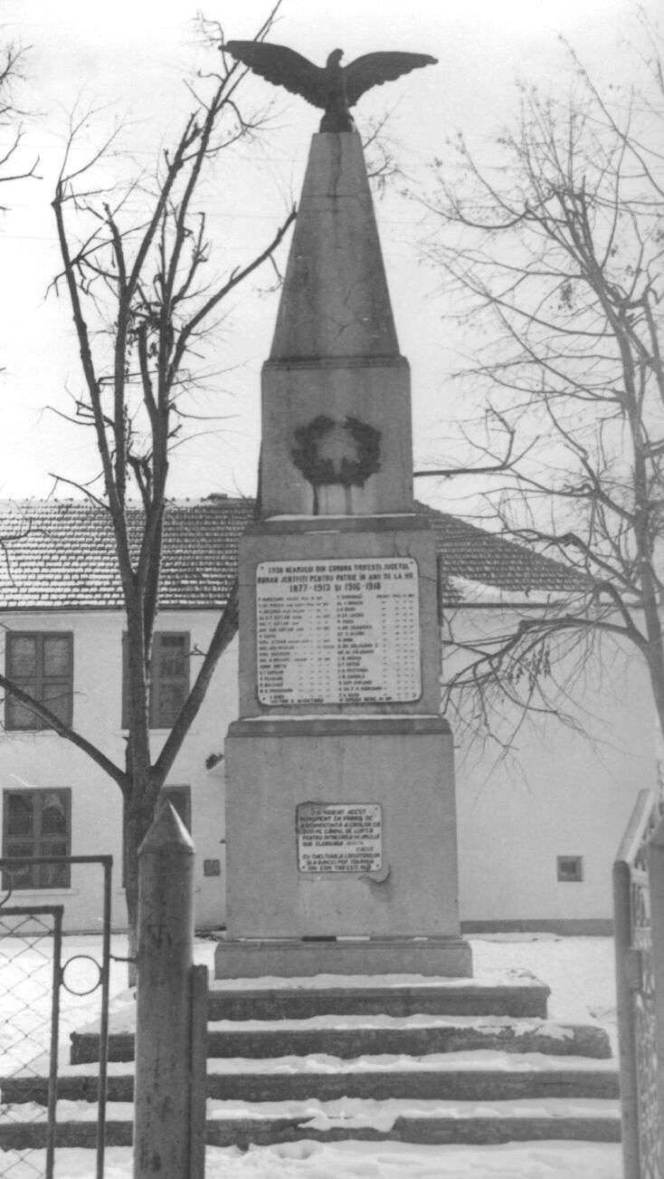 Monument al eroilor căzuți în Războiul de Independență în Al Doilea Război Balcanic și în Primul Război Mondial