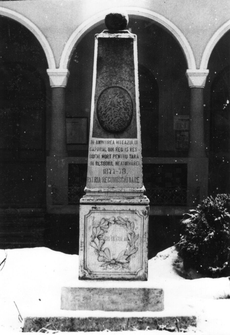 Monument al eroilor căzuți în Războiul de Independență