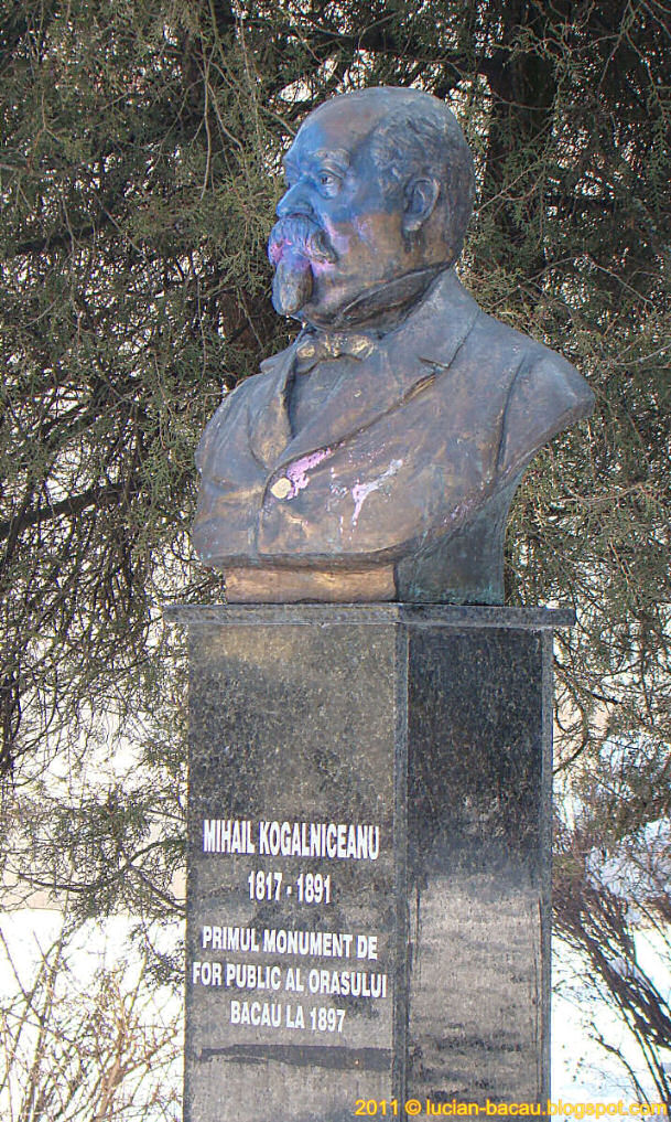 Bustul lui Mihail Kogălniceanu