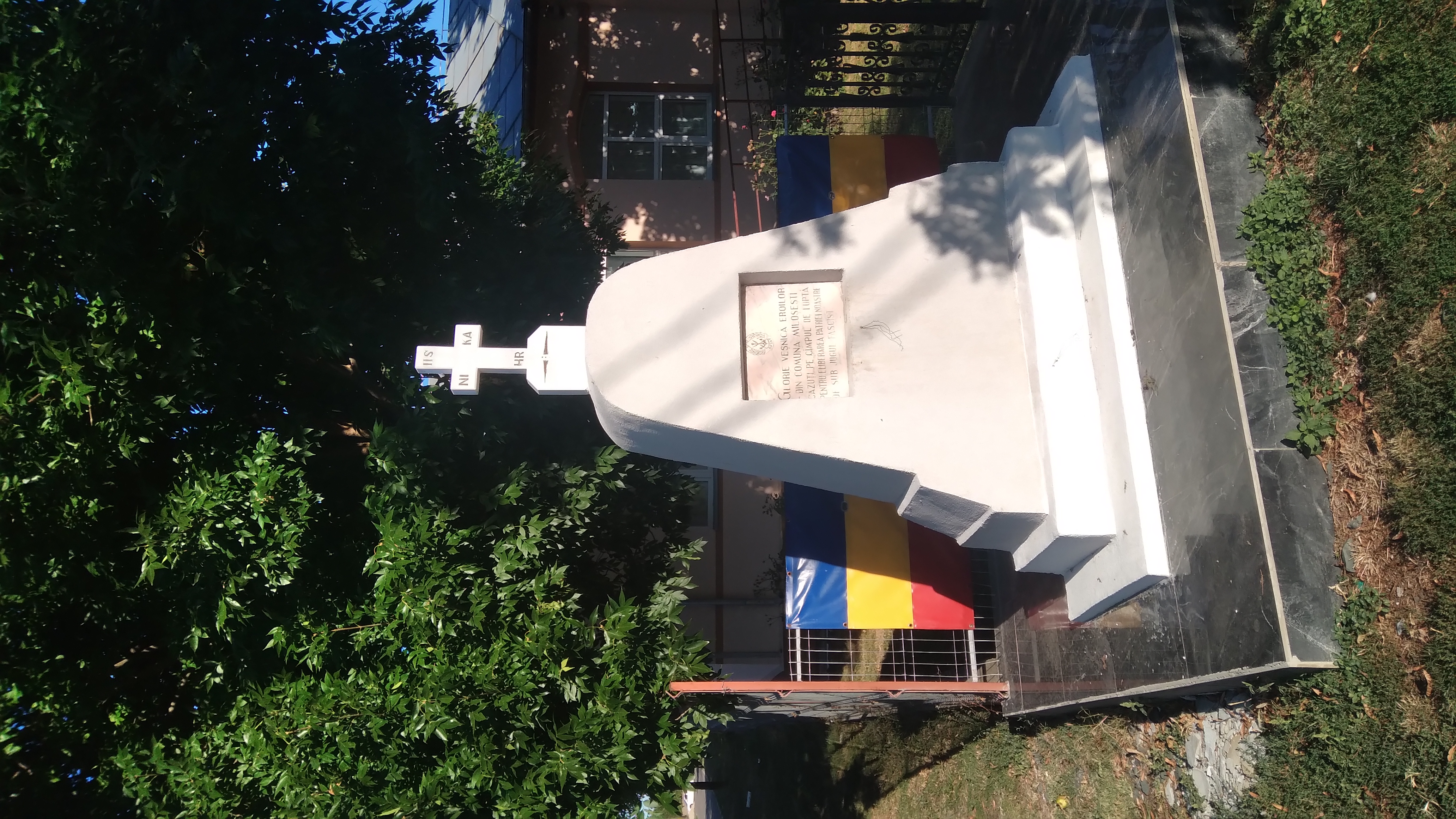 Placă comemorativă