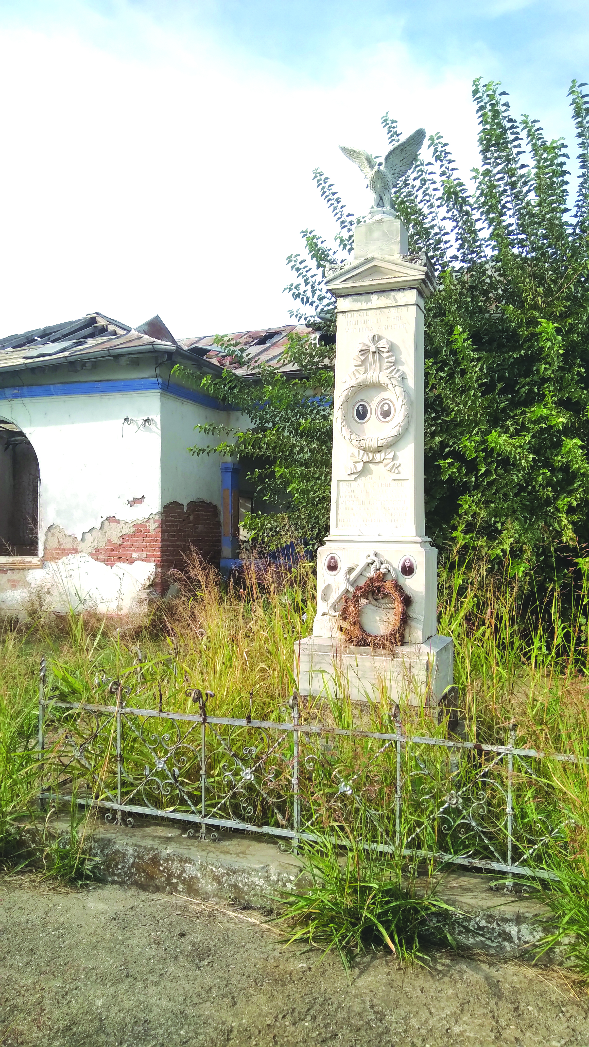 Monument comemorativ